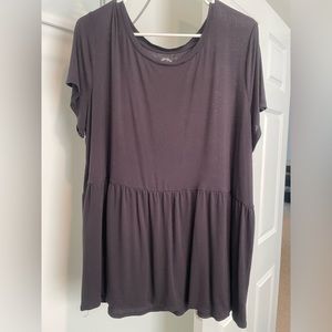 Maurice’s flounce top. Size XXL.